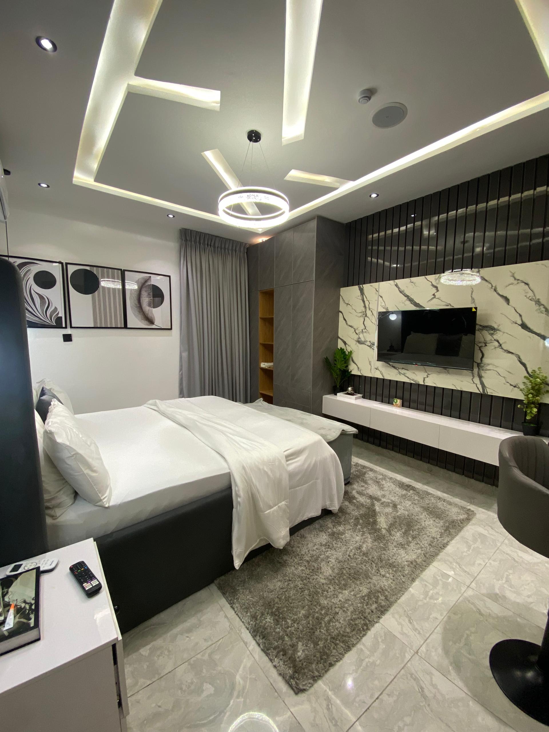 WhatsApp Image 2025-10-22 at 15.29.00 (1)