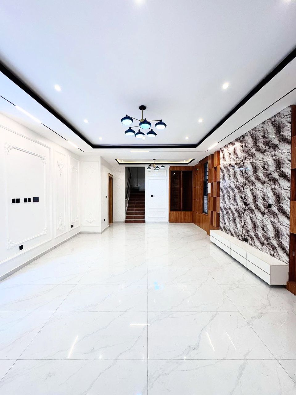 WhatsApp Image 2025-10-22 at 15.31.34 (1)