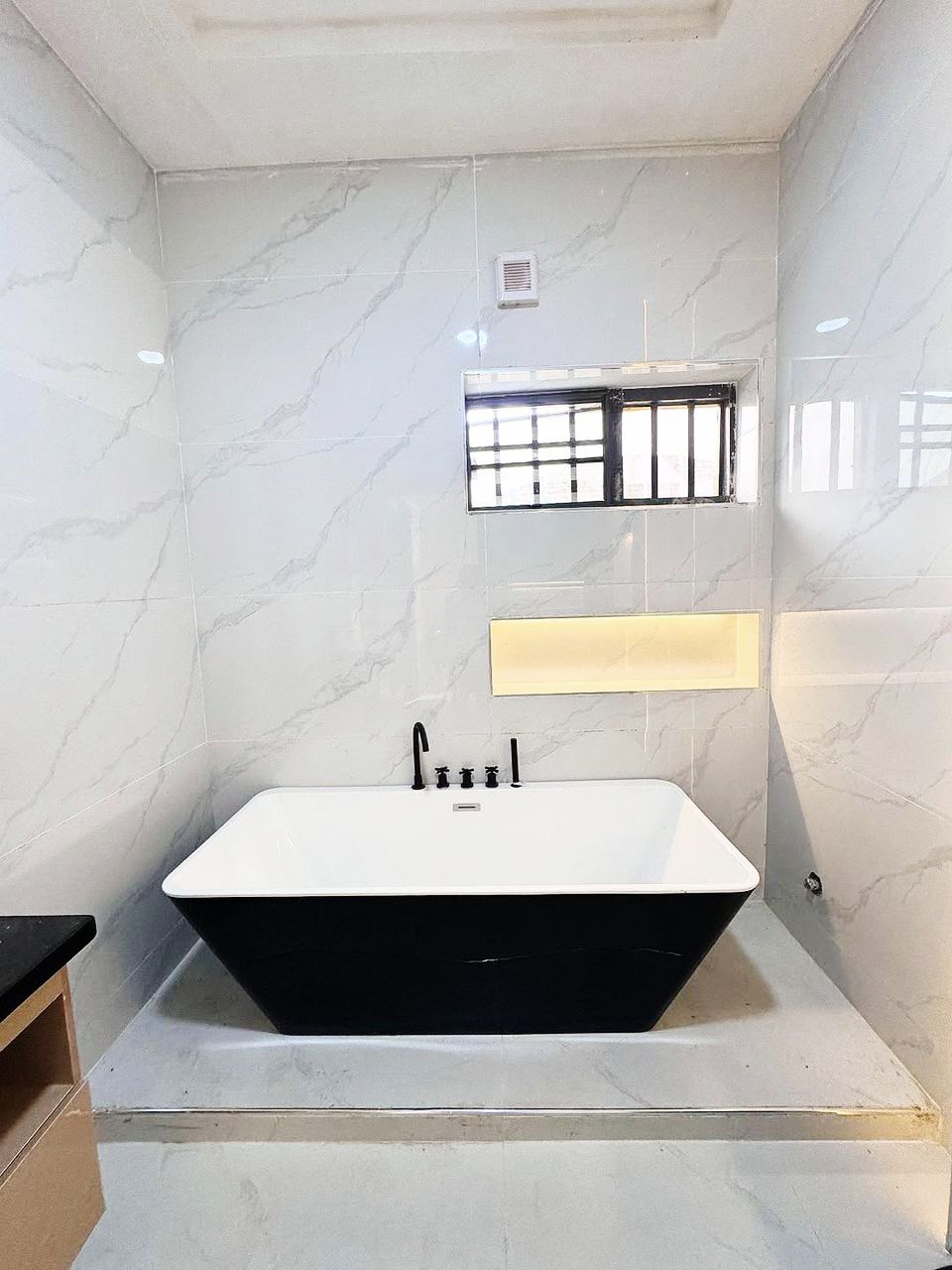 WhatsApp Image 2025-10-22 at 15.31.36 (1)